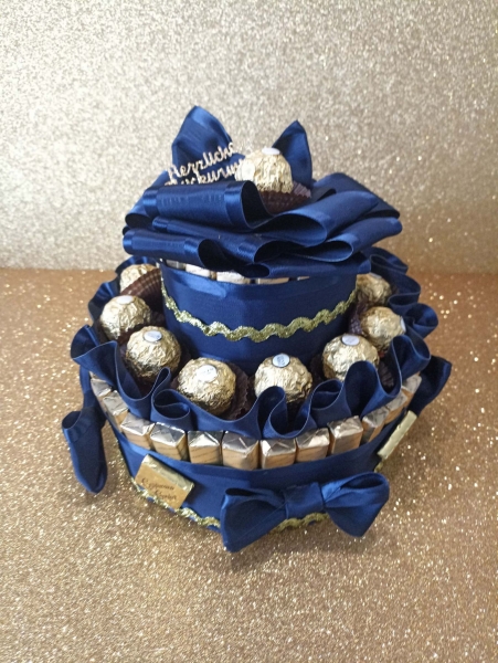 Pralinentorte zum Geburtstag sehr edel